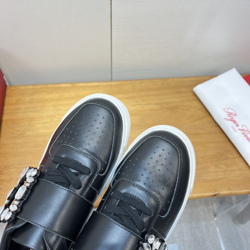 Roger Vivier Casual Shoes